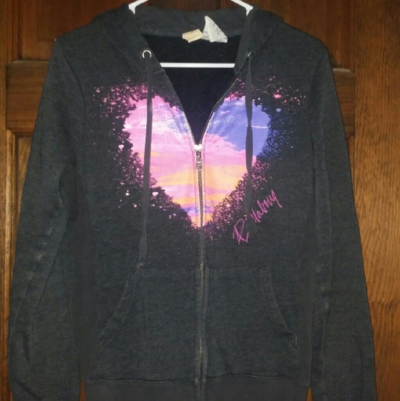 Billabong grey sweatshirt w/heart