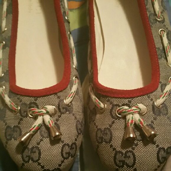 Women's Gucci Shoes size 7