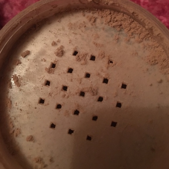 Powder - Picture 3 of 4