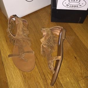 Brand New Steve Madden tan suede sandal size 6.5