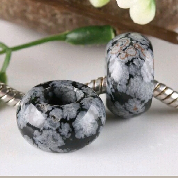 Brand new obsidian snowflake bracelet charm