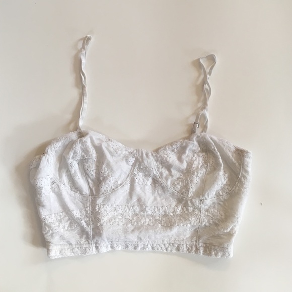 White lace bralette/crop top