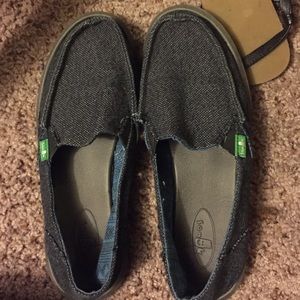 Size 8 sanuk's