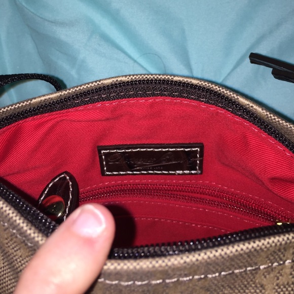 Small Dooney and Burke purse - Picture 2 of 3