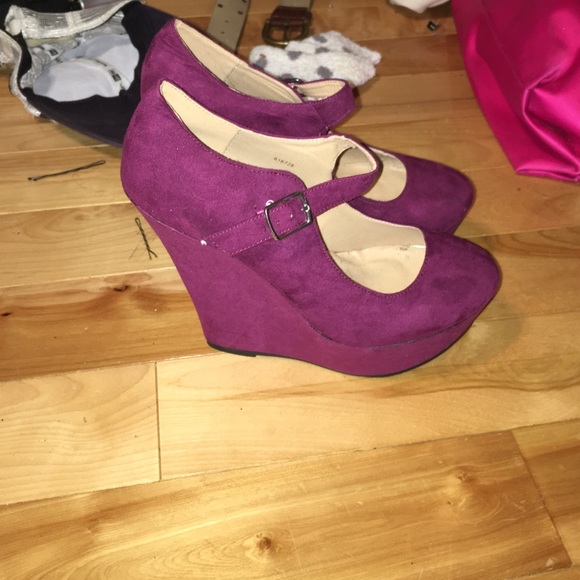 Wedges - Picture 2 of 4