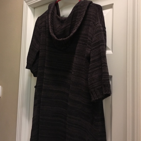Sweater, gray. - Picture 2 of 4