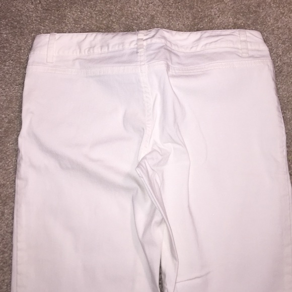 Express Capris - Picture 4 of 4