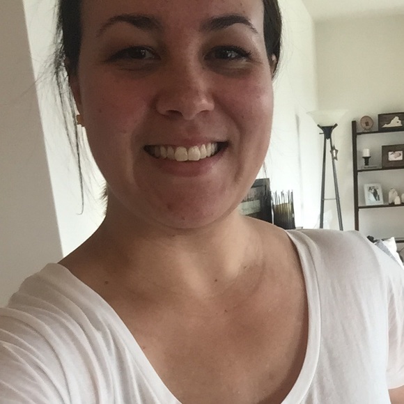 Meet your Posher, Dana - Picture 1 of 1