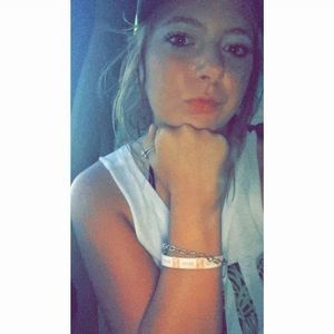 Meet your Posher, Courtney