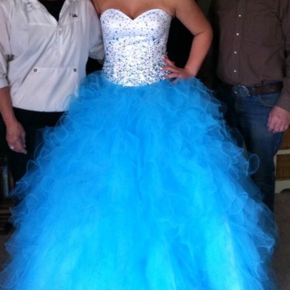 Prom dress