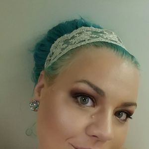 Meet your Posher, Candace