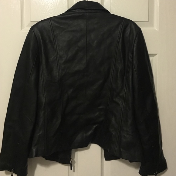 Leather jacket - Picture 3 of 4