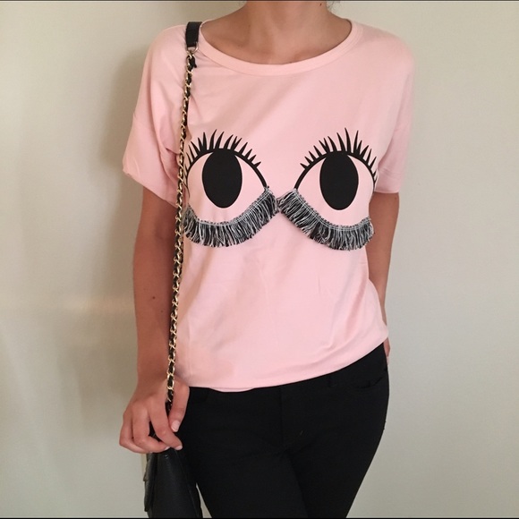 Host Pick 🎉Look Into My Eyes T shirt. - Picture 2 of 3