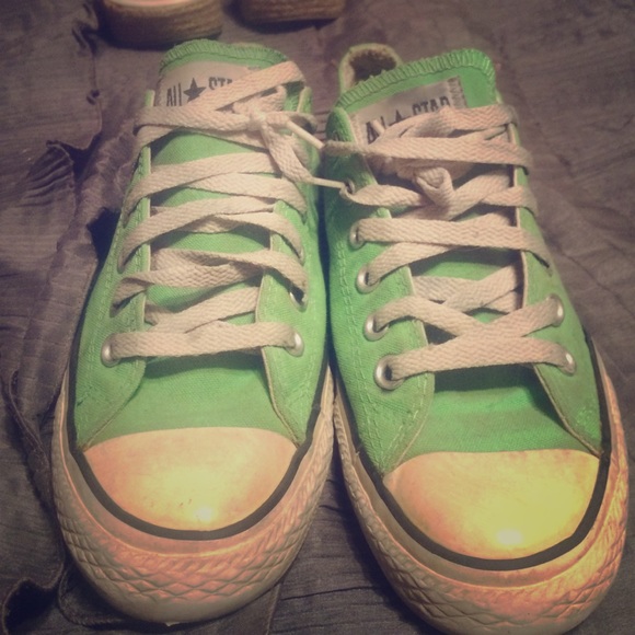 Green Converse