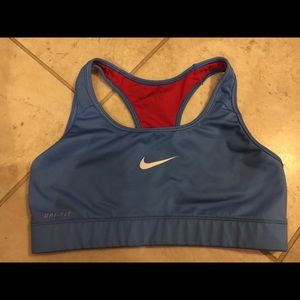 Nike reversible sports bra