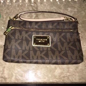 Michael Kors clutch/ wristlet