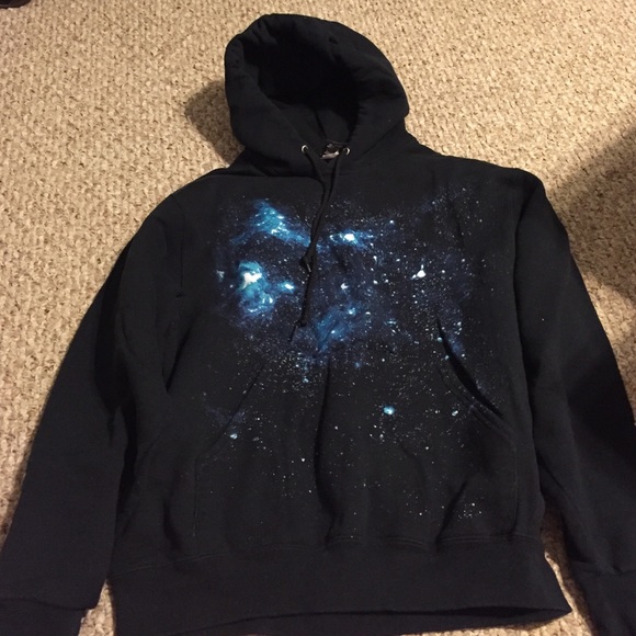Black Galaxy sweater size M/L