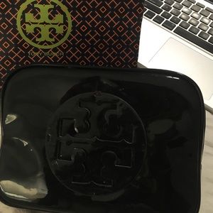 Tory burch make up bag