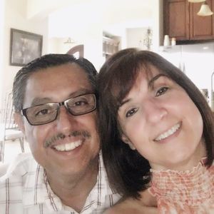 Meet your Posher, Flor elizondo