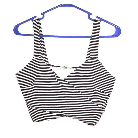 Black & white striped medium crop top