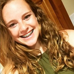 Meet your Posher, Laney