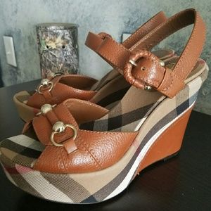 Burberry Wedges