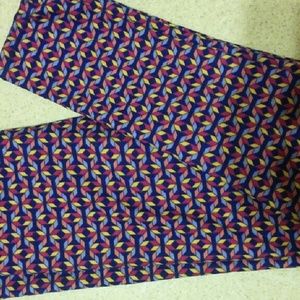 Lularoe kids leggings size l/xl