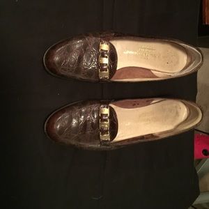 Salvatore Ferragammo brown loafers