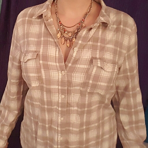 Old Navy Plaid Button-down - Picture 4 of 4