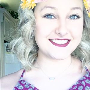 Meet your Posher, Hannah