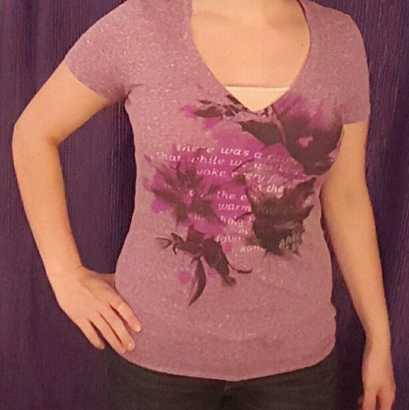 American Eagle Graphic Tee