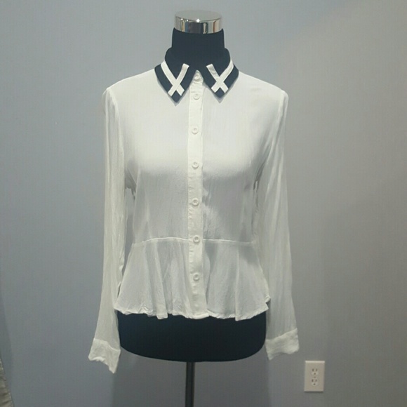 FOREVER 21 Button Down Shirt