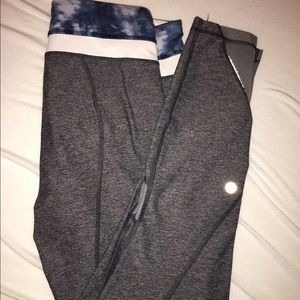 Gray Lululemon leggings!