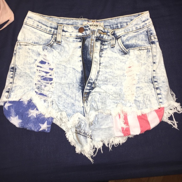 Patriotic high waisted ripped distressed shorts