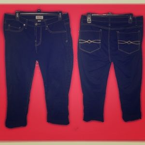 Mudd Capri Juniors Jeans Size 13 - Dark Blue