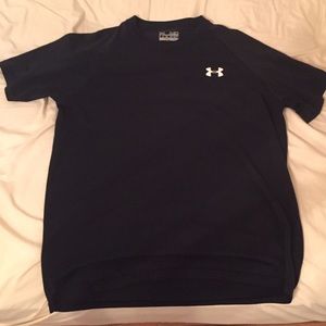 Under Armour T-shirt