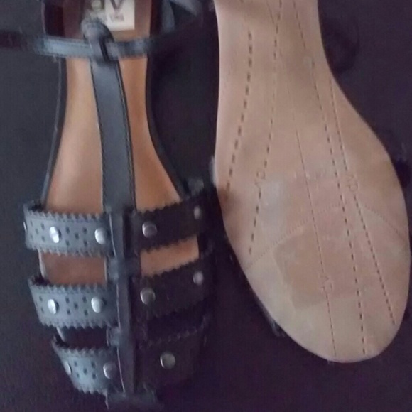 Selling new without tags. Worn once inside. - Picture 3 of 3