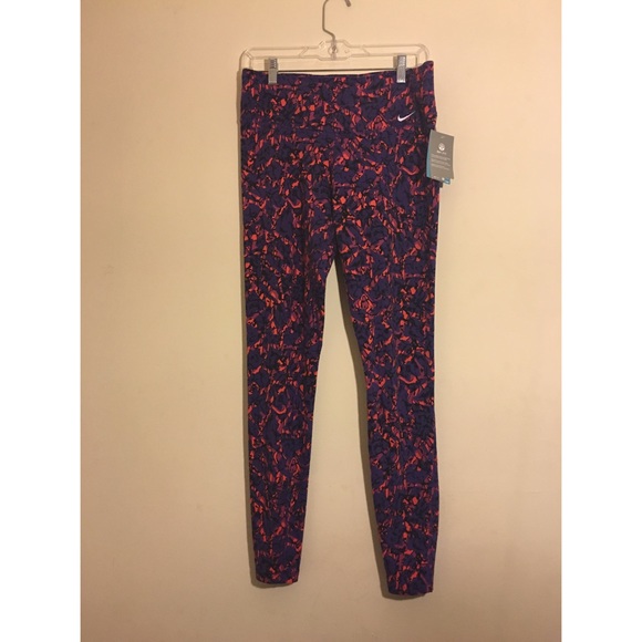 ✨FINAL PRICE✨ NWT Nike leggings