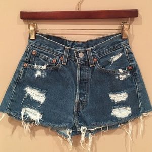 High Waited Distressed Shorts