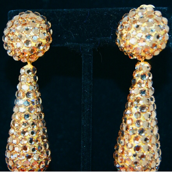 Vintage Clip On Earrings by Richard Kerr
