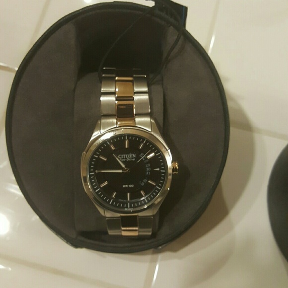 Watch - Picture 2 of 2
