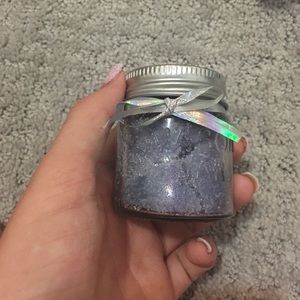 Mint lip scrub