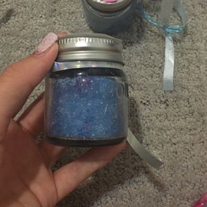 Lavender lip scrub