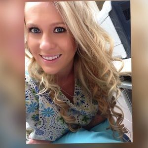 Meet your Posher, Alix