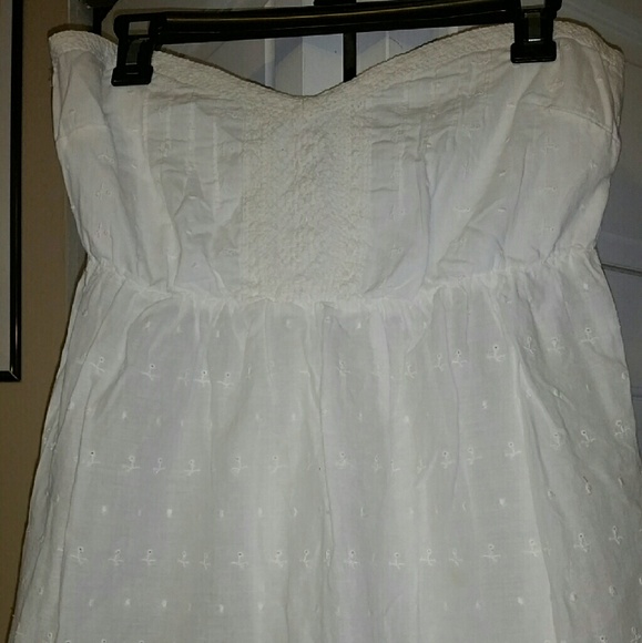 Strapless top