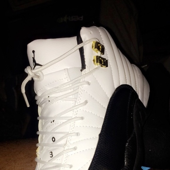 Jordan 12 taxis
