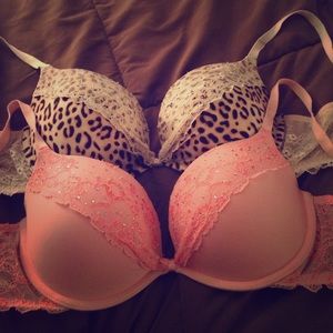 2 Demi Push-up Bras