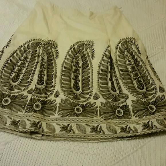 Embroidered Midi Skirt