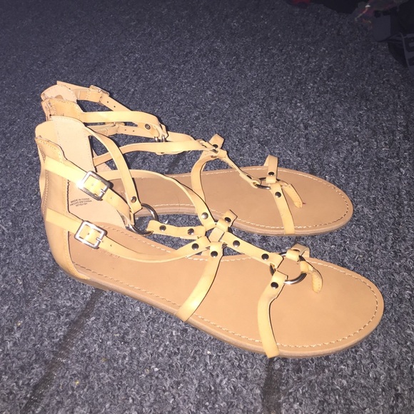 Sandals - Picture 2 of 2