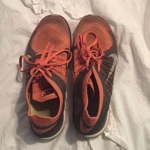 Women's Nike Free 4.0 Flyknit size 10